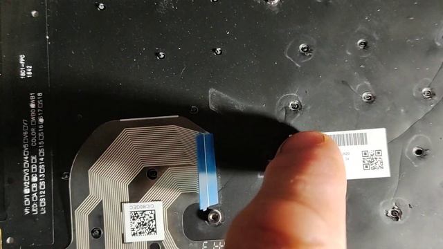 Ноутбук HP probook 440 G6 разборка и чистка клавиатуры на дому. Не профи. Часть 2 смотреть онлайн