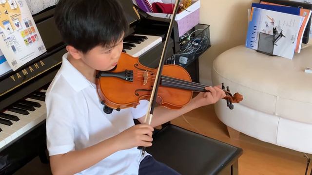 Practice Brahms Lullaby смотреть онлайн