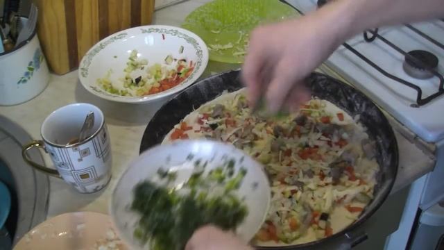 Рецепты за 3 минуты.Пицца,бездрожжевое тесто на кефире. смотреть онлайн