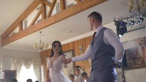 Очень красивый первый танец молодых!