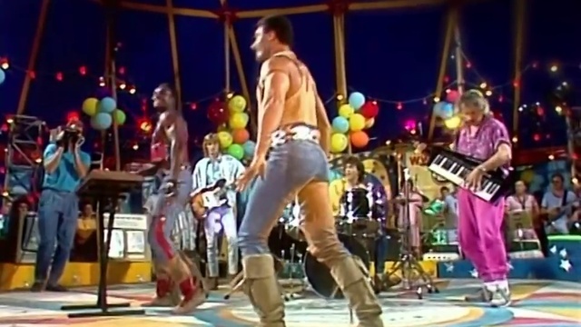 LONDON BOYS - I'm Gonna Give My Heart (Long 12'' Version Videoclip)