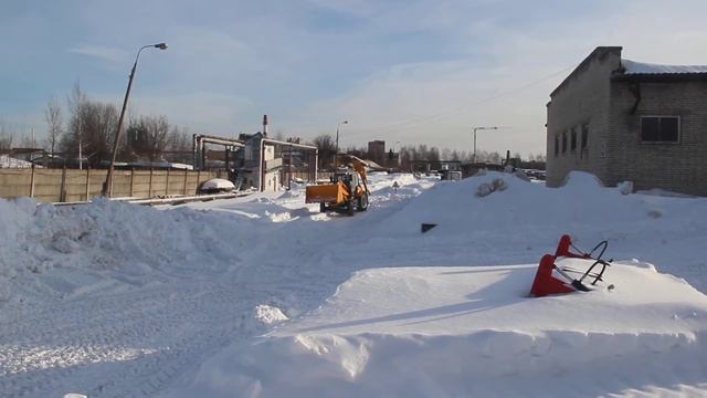 Экскаватор погрузчик ЧЛМЗ-310-01(ДЭМ -310) смотреть онлайн