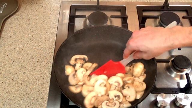 Простой и вкусный салатик (шампиньоны, пекинская капуста, бекон, сыр, соус) смотреть онлайн
