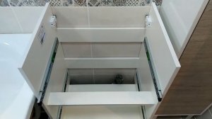 Установил умывальник с тумбой и пеналом своими руками в ванной комнате