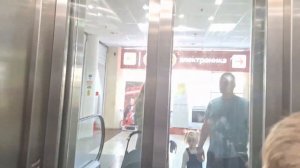 1 лифт Thyssenkrupp (2006 г.в) гробовоз // Митинская улица 36с1 (ТЦ «Ковчег») (р. Митино)