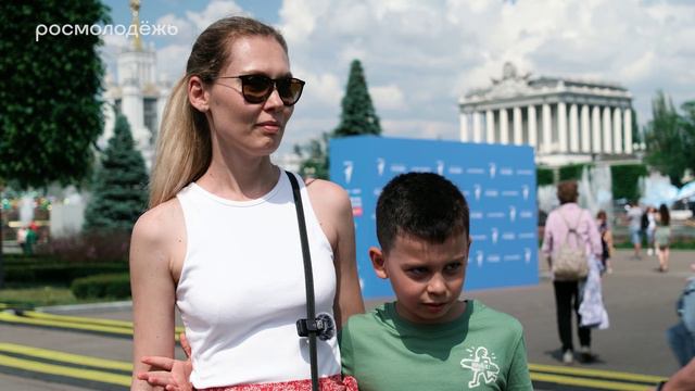 Эмоции семей на Фестивале Движения Первых смотреть онлайн