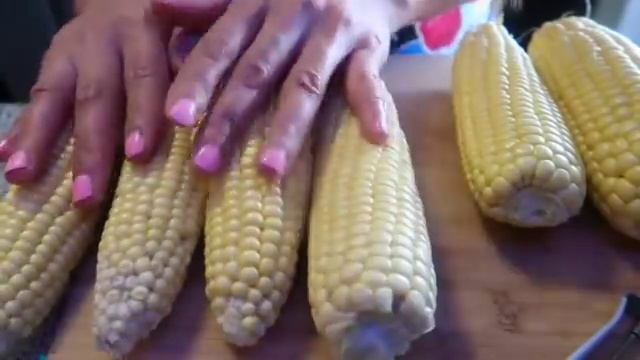 ARE YOU FAMILIAR WITH THIS BEEF ? SOUP??? | Zo kitchen смотреть онлайн