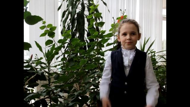 [Академия Online] - Страна читающая. Стойко Кира читает Тютчева, 2 класс смотреть онлайн