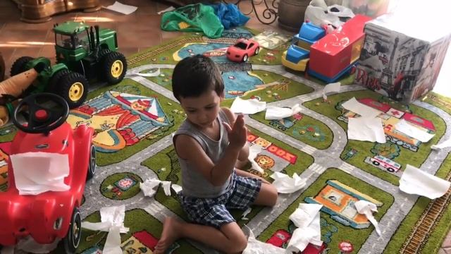 Камильчик и Уборка: Как Быстро Убрать Комнату Пылесосом? ✅ смотреть онлайн