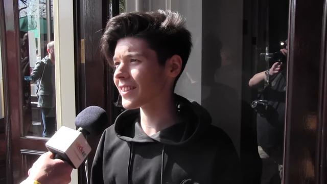 ESCKAZ in Amsterdam: Update with Kristian Kostov (Bulgaria) at Eurovision In Concert смотреть онлайн