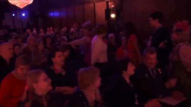 ЧИБАТУХА ОЙ, ТО НЕ ВЕЧЕР (Кремль. Дипломатический зал) смотреть онлайн