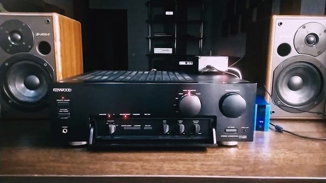 Слушаем Kenwood KA-7090 смотреть онлайн