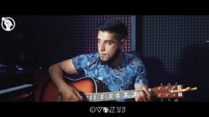 СУРУДИ ТОЧИКИ БО ГИТАРА «ЛАБИ ҶУЙ ШИШӢАНОЯТ ЁДАМ ОМААД»