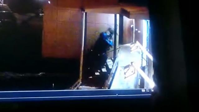 Украли с детской площадки ёлку смотреть онлайн