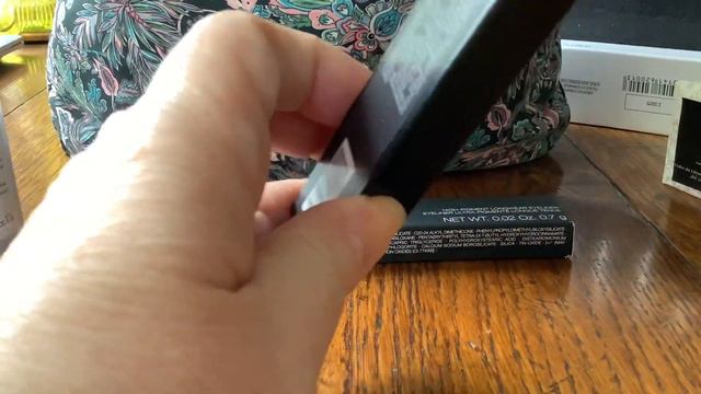 Unpacking Liberty of London gift смотреть онлайн
