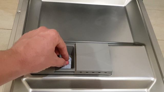 Посудомоечная машина Midea MFD 45S110 S (часть 1) смотреть онлайн