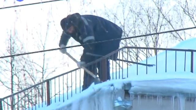 Растопить лед лопатой смотреть онлайн