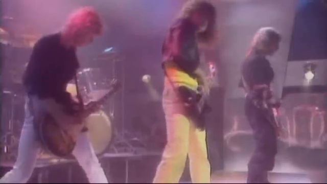 Def Leppard - Too Late For Love смотреть онлайн