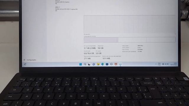 Dell VOSTRO 7620 - REVIEW de Notebook PREMIUM da Dell - Vale a pena? смотреть онлайн