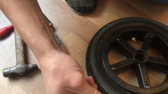 Замена подшипника переднего колеса детской коляски tutis/adamex/verdi/sojan/rico смотреть онлайн