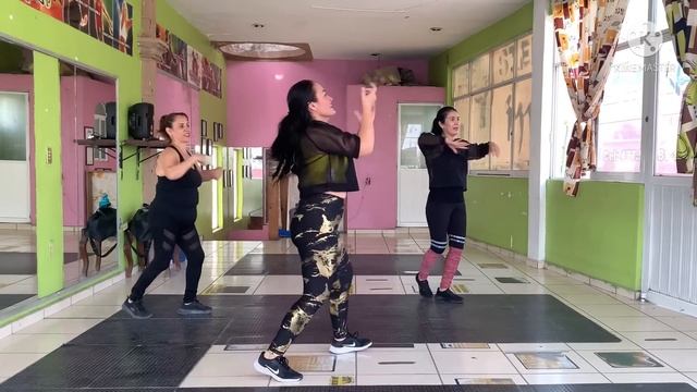 CLASE DE REGGAETÓN | CARDIO BAILE | EJERCICIOS PARA ADELGAZAR смотреть онлайн