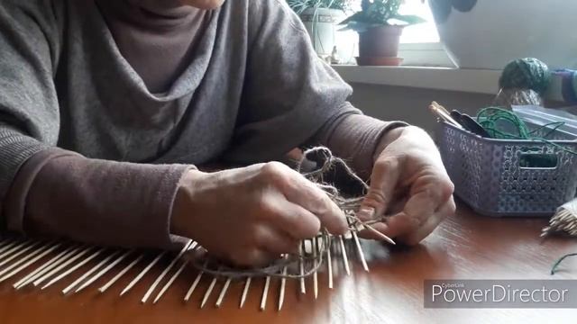 Из кофейных и коктельных палочек - эко-салфетки, скатерки, сушилки, донышки корзин...