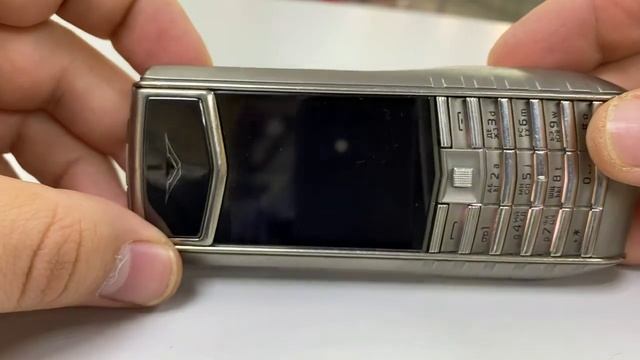 Vertu Ascent Ti