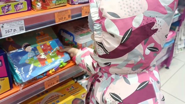 Ещё один день из жизни Маши и папы. смотреть онлайн