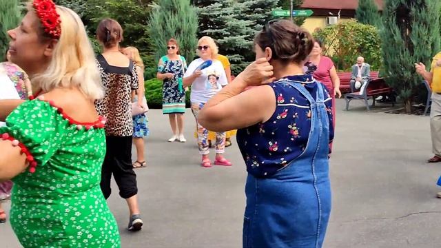 В ГОРИ ПРИЙДИ ДО МЕНЕ! ТАНЦЫ ХАРЬКОВ УКРАИНА АВГУСТ 2023 смотреть онлайн