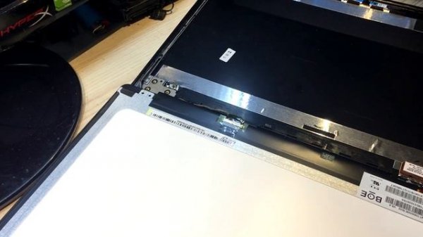 Замена матрицы на любом ноутбуке своими руками - инструкция.