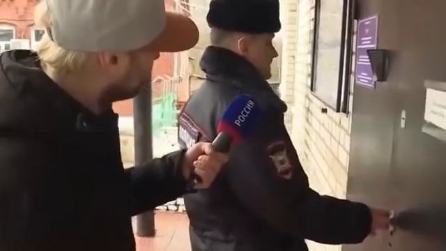 Влад Бахов // Людям с опороченной честью и достоинством посвящается смотреть онлайн