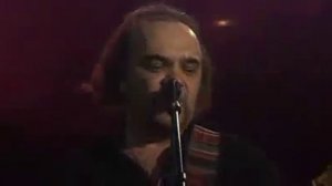 С ветки падающий лист