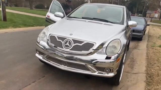 Mercedes R500 On 30s