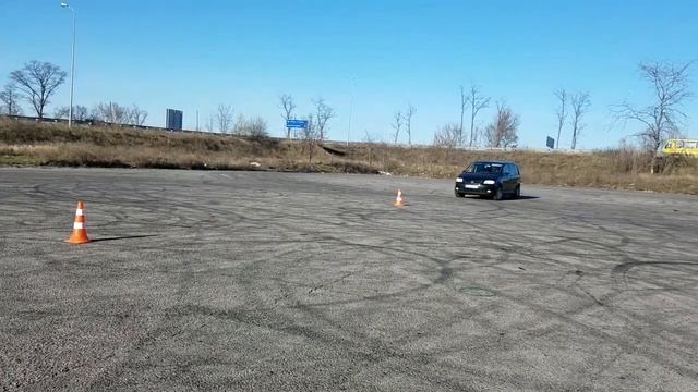 Урок КАК Дрифтить на ПЕРЕДНЕМ приводе не ломая машину