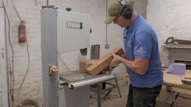 CARVING A HANDRAIL MONKEYTAIL (PART ONE) смотреть онлайн
