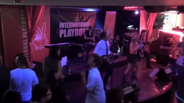 This ain't a scene, it's an arms race (Fall Out Boy cover) смотреть онлайн