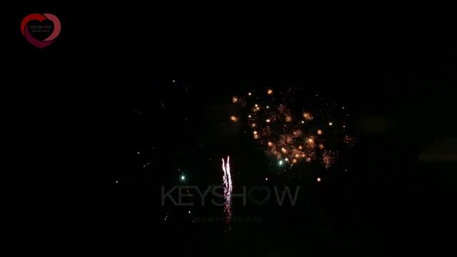 Свадебный салют с мощным финалом и горящими именами смотреть онлайн