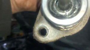 Как прокачать и поменять главный цилиндр сцепления на автомобиле Hyundai Accent