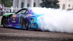 Песня дави на газ