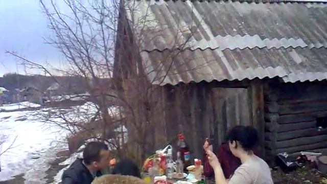 у светки возле бани. Пустынь смотреть онлайн