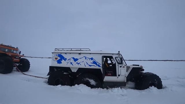 Вездеходы Хищник. Чукотка. Едем на рыбалку. смотреть онлайн
