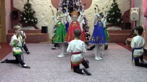 танец с Ложками