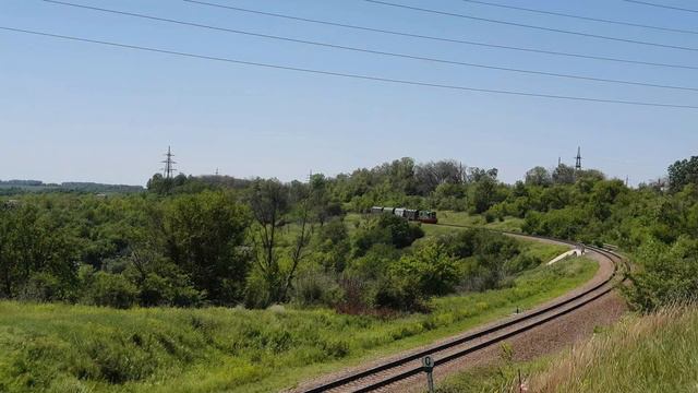 Подборка поездов в Семилукских кривых [4K] смотреть онлайн