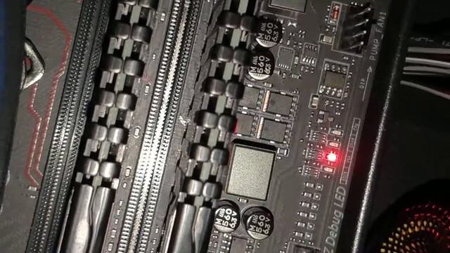 MSI B250 GAMING M3 stuck on VGA EZ Debug Led - new PC problem смотреть онлайн