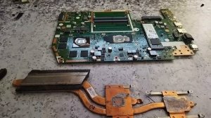 Ноутбук ASUS FX570U чистка от пыли и замена термопасты