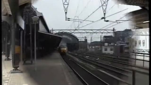 23/04/2006: Treinen op station Haarlem смотреть онлайн