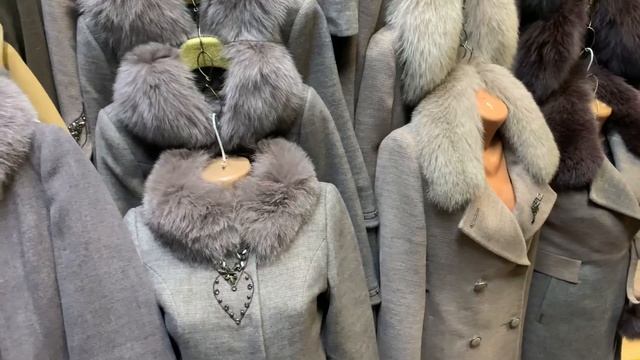 СЕРДЕЧКА ПАЛЬТО В НАЛИЧИИ/РЫНОК ДОРДОЙ #дордой ДЕКАБРЬ 2022г #доставка #розница #оптом #пальто смотреть онлайн