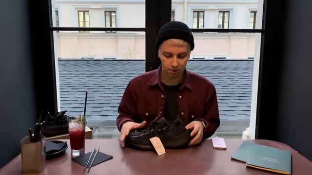 YEEZY 380 ПЕРВЫЙ ОБЗОР В РОССИИ (и в мире) | adidas yeezy 350 v3 black | новые изи смотреть онлайн