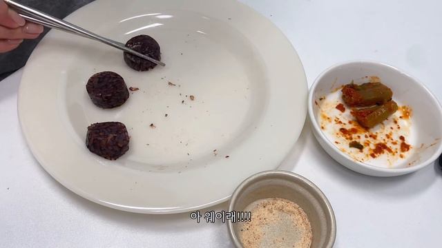 [Sub]자취브이로그 푸라닭 고추마요치킨에 불닭볶음탕면, 불닭김밥에 어묵탕만들어먹는 불닭쳐돌이 자취생요리🥵 смотреть онлайн