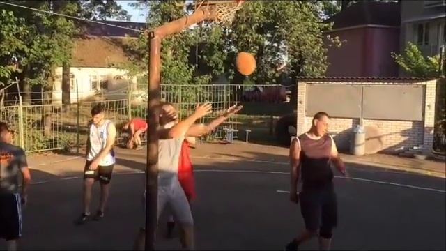 стритбол Борова легенда cтритбола смотреть онлайн